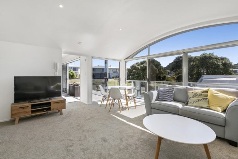 Photo of property in 207/27 Banks Avenue, Mount Maunganui, 3116