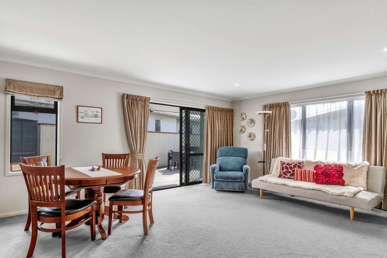 Photo of property in 2 Burns Street, Springvale, Whanganui, 4501