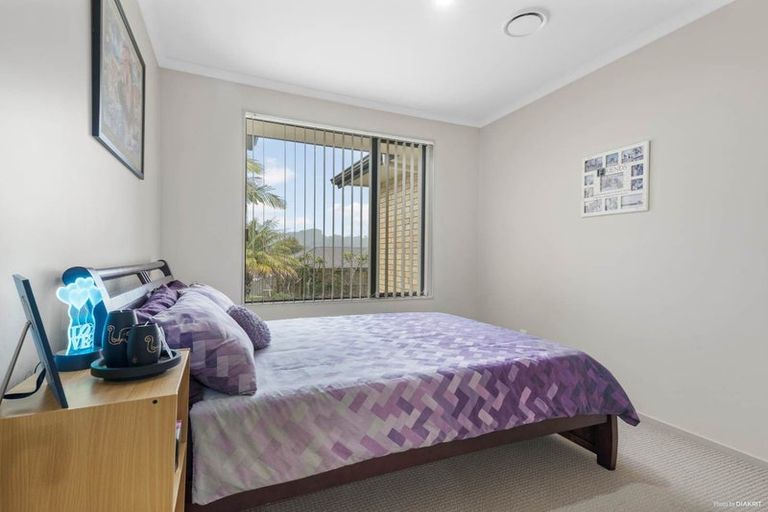 Photo of property in 17 Durbin Court, Greenhithe, Auckland, 0632