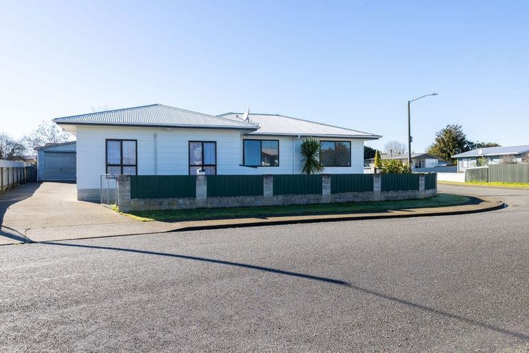 Photo of property in 10 Peary Crescent, Flaxmere, Hastings, 4120