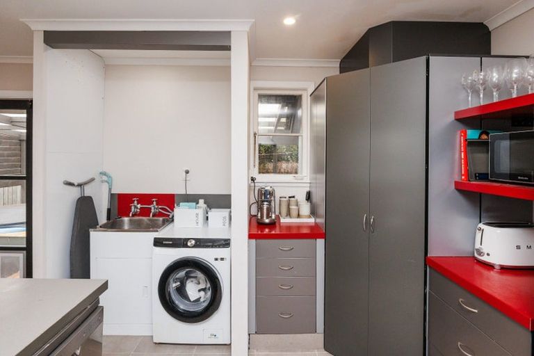 Photo of property in 976g Tremaine Avenue, Roslyn, Palmerston North, 4414