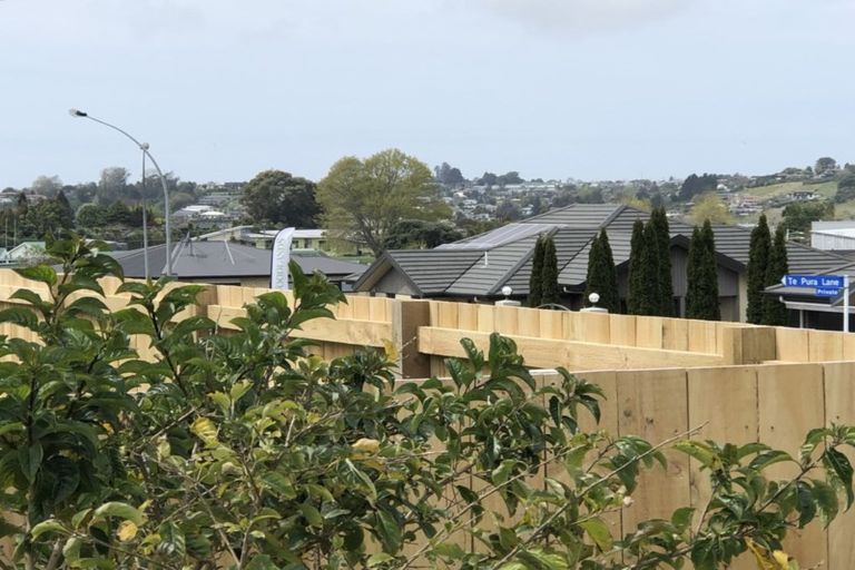 Photo of property in 27 Carmichael Road, Bethlehem, Tauranga, 3110