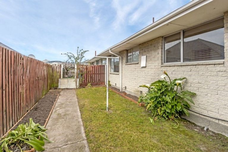 Photo of property in 2/54 Devon Street, Sydenham, Christchurch, 8023