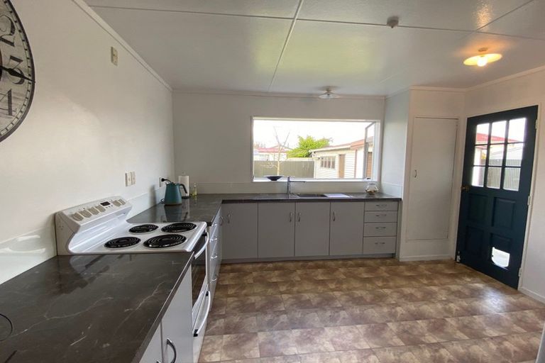 Photo of property in 34 Tennyson Street, Dannevirke, 4930