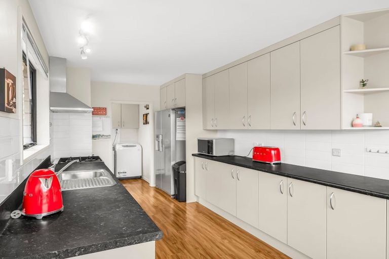 Photo of property in 17 Jacaranda Place, Parklands, Christchurch, 8083