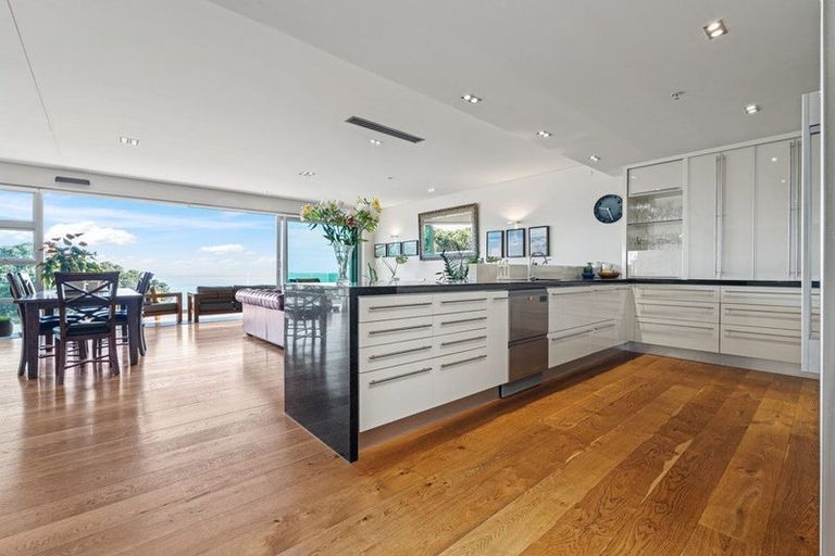 Photo of property in The Reef, 93 Saint Aubyn Street, New Plymouth, 4310