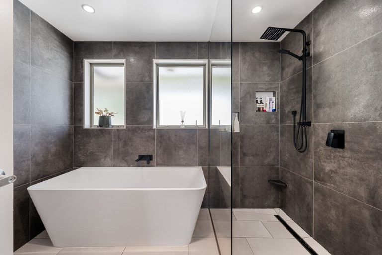 Photo of property in 1822 State Highway 12, Paparoa, 0571