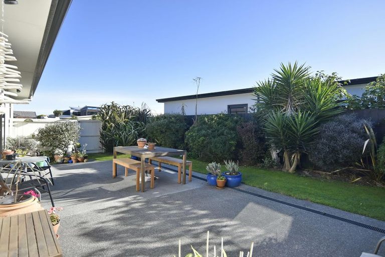 Photo of property in 90 Aston Drive, Waimairi Beach, Christchurch, 8083