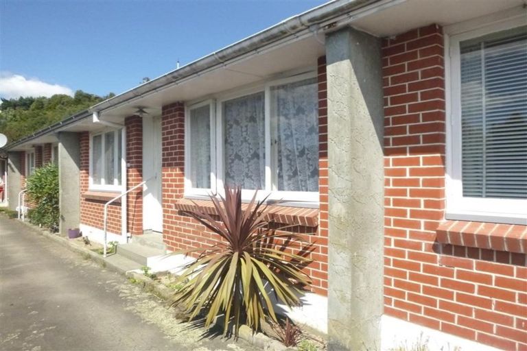Photo of property in Rosalie Flats, 4/1034 Fergusson Drive, Clouston Park, Upper Hutt, 5018