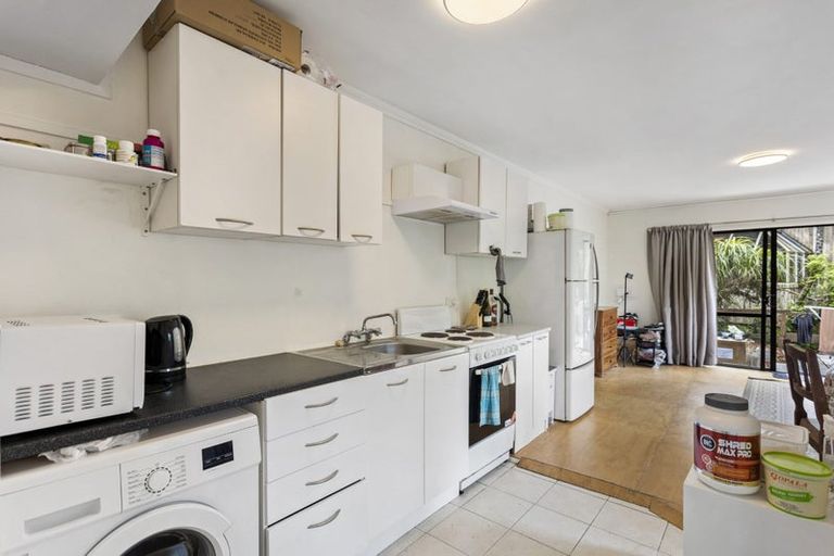 Photo of property in 23 Pluto Place, Beach Haven, Auckland, 0626