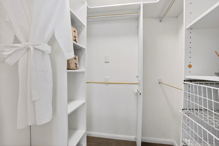 Photo of property in 2/15 Saltburn Road, Milford, Auckland, 0620