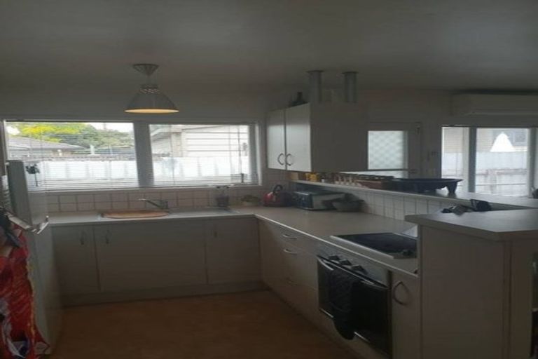 Photo of property in 2/25 Kitchener Road, Sandringham, Auckland, 1025