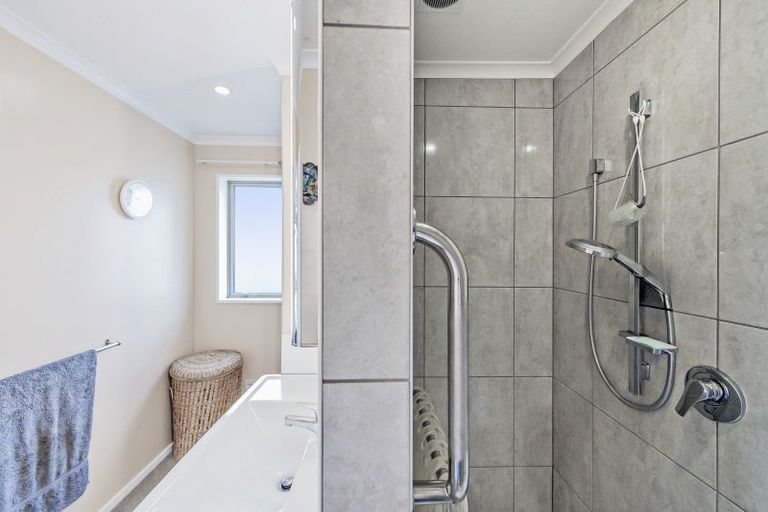 Photo of property in 38 Beachvale Drive, Kaiapoi, 7630