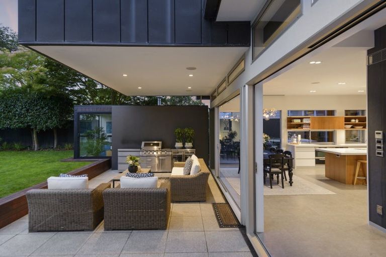 Photo of property in 53 Hawthorne Street, Strowan, Christchurch, 8052