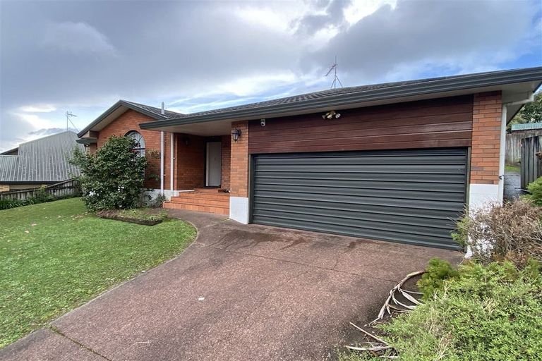 Photo of property in 64 Caribbean Drive, Unsworth Heights, Auckland, 0632