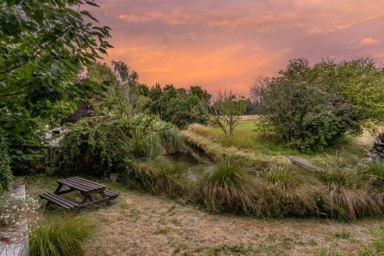 Photo of property in 24 Kinnaird Place, Hillmorton, Christchurch, 8025