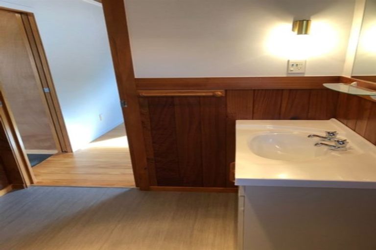 Photo of property in 47 Kon Tiki Road, Whiritoa, Whangamata, 3691