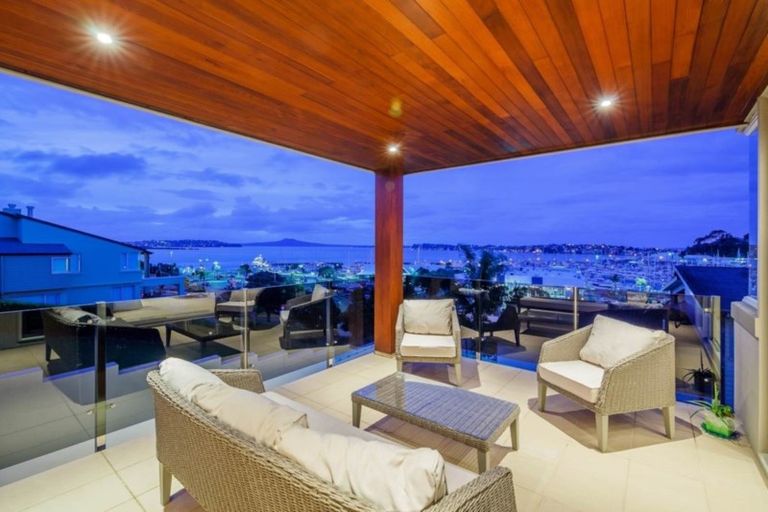 Photo of property in 72 Compass Way, Half Moon Bay, Auckland, 2012