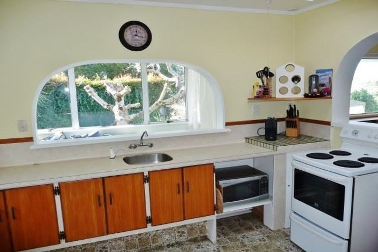 Photo of property in 103 Cable Bay Block Road, Cable Bay, 0420