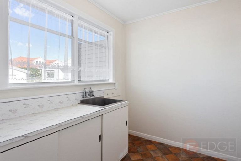 Photo of property in 3 Barry Avenue, Whakatane, 3120