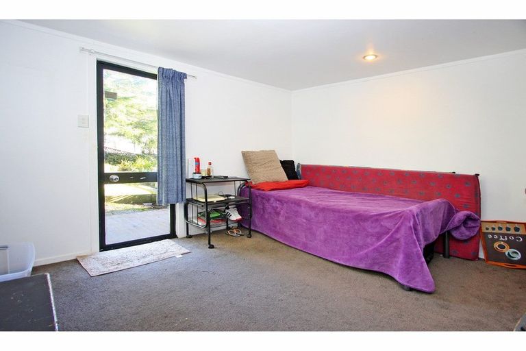 Photo of property in 16 Beaufort Place, Papatoetoe, Auckland, 2025