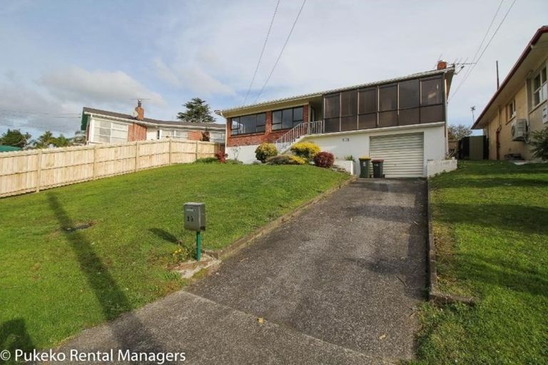 Photo of property in 19 Lynmore Drive, Hillpark, Auckland, 2102