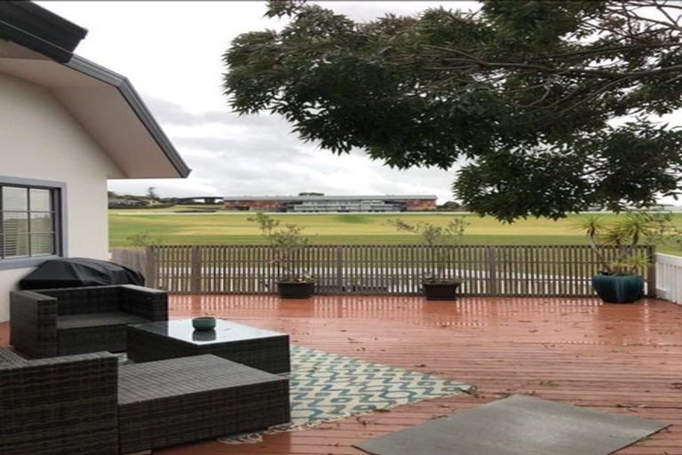 Photo of property in 23 Manor Park, Sunnyhills, Auckland, 2010