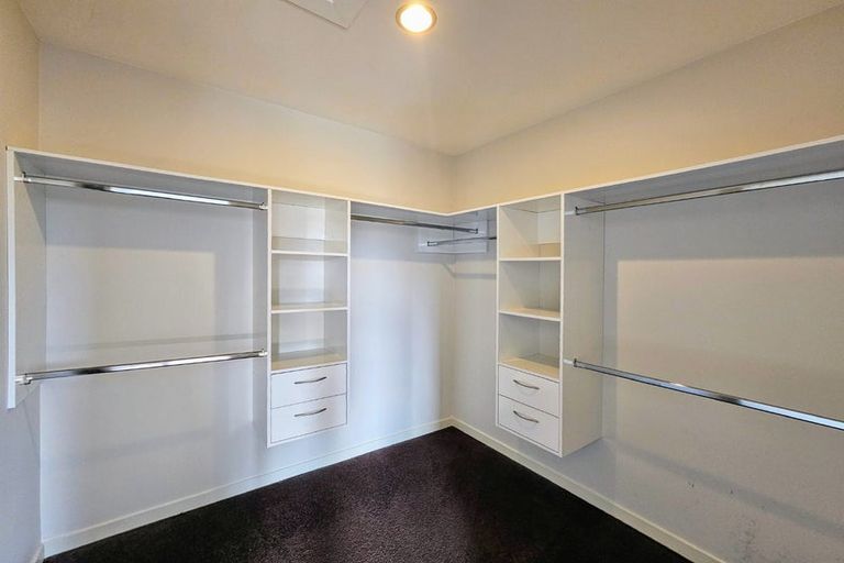 Photo of property in 28 Pin Oak Drive, Schnapper Rock, Auckland, 0632