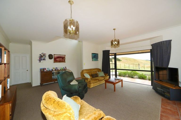 Photo of property in 1795 Dartmoor Road, Dartmoor, Napier, 4186