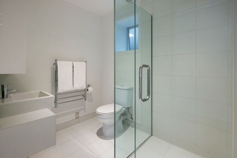 Photo of property in 42 Beerescourt Road, Beerescourt, Hamilton, 3200