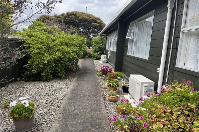 Photo of property in 1-3/554 Ruahine Street, Hokowhitu, Palmerston North, 4410