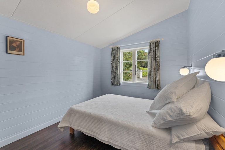 Photo of property in 6 Kapiti Lane, Otaki Beach, Otaki, 5512