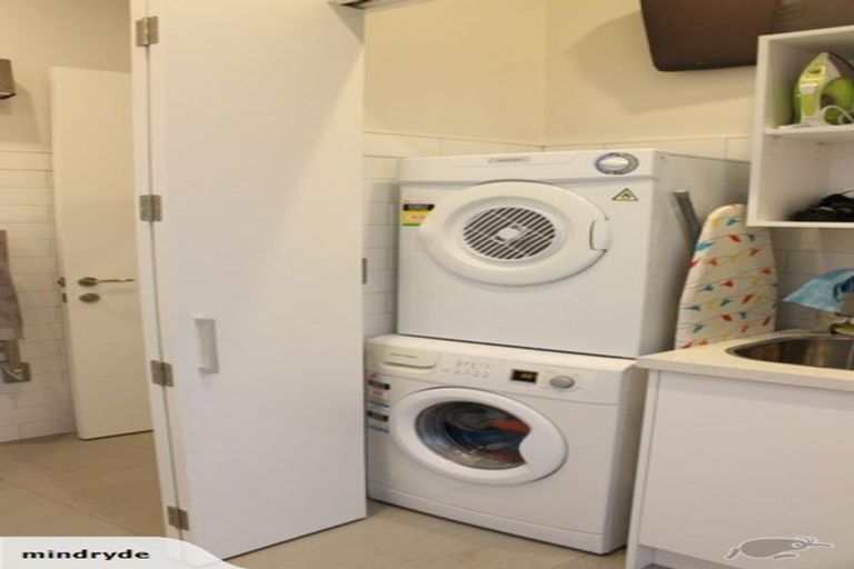 Photo of property in 2/100 Purchas Street, Edgeware, Christchurch, 8013