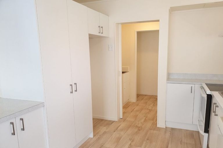 Photo of property in 24/24 Eastglen Road, Glen Eden, Auckland, 0602