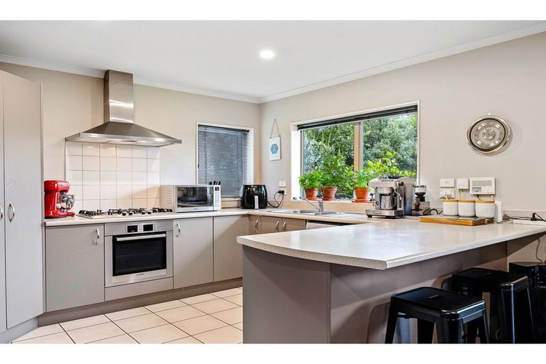 Photo of property in 1 Kandinsky Close, Rolleston, 7614