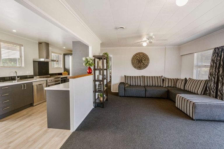 Photo of property in 18 Joanne Crescent, Pukehangi, Rotorua, 3015