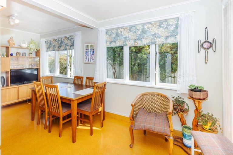 Photo of property in 106 Heath Street, St Andrews, Hamilton, 3200