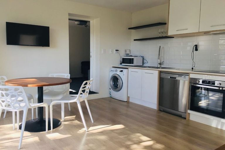 Photo of property in 2/152 Manuka Road, Bayview, Auckland, 0629