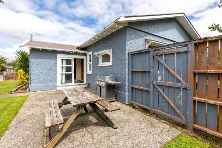 Photo of property in 50 Mclean Street, Woodville, 4920