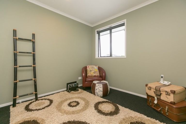 Photo of property in 54 Cyrus Street, Whalers Gate, New Plymouth, 4310