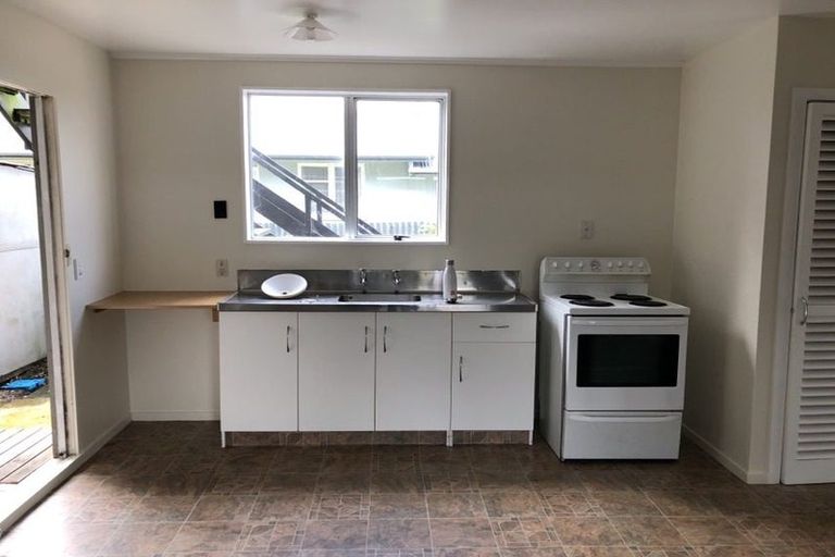 Photo of property in 1/81 Linton Street, West End, Palmerston North, 4410