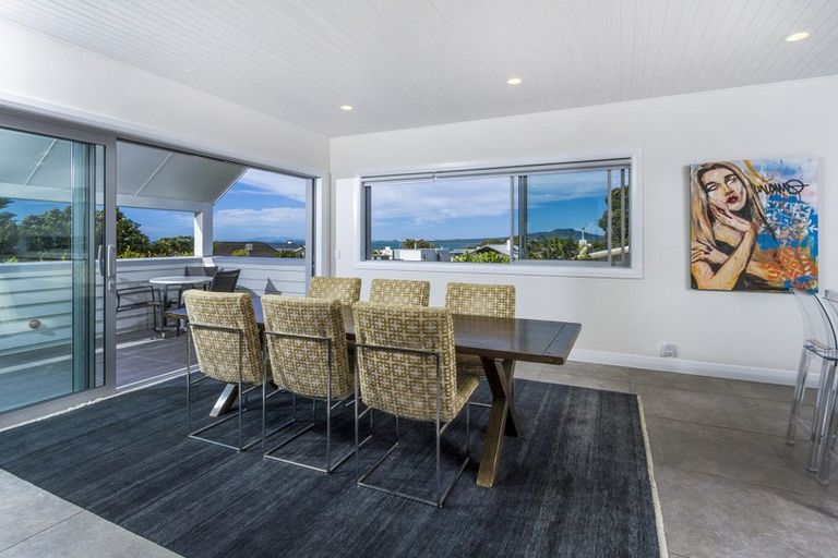 Photo of property in 17 Ocean View Road, Milford, Auckland, 0620