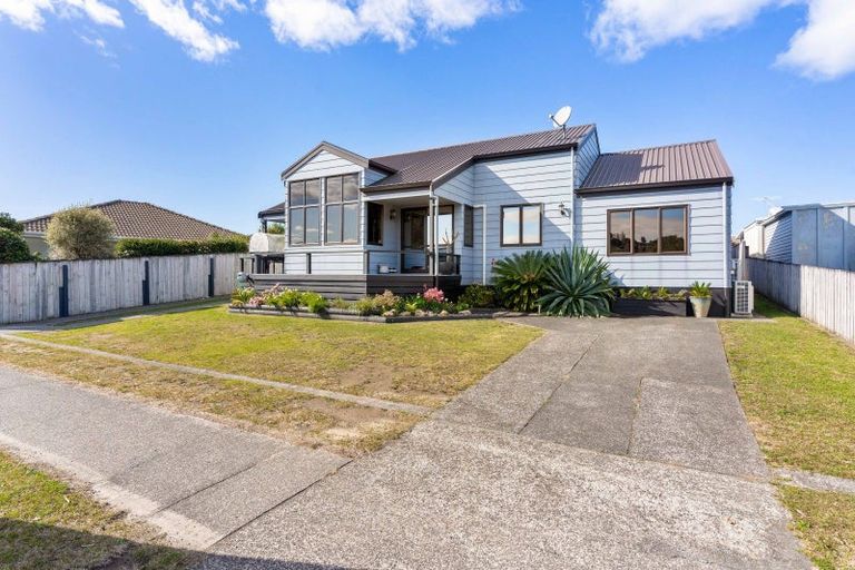 Photo of property in 204 Martyn Road, Whangamata, 3620