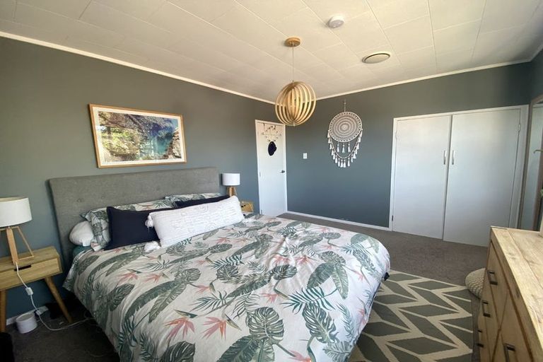 Photo of property in 14 Orton Street, Glenfield, Auckland, 0627