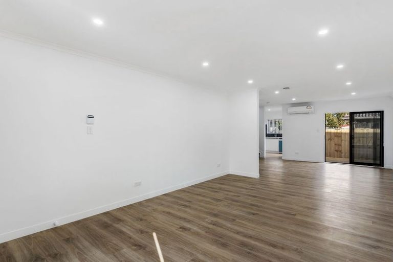 Photo of property in 127b Russell Road, Manurewa, Auckland, 2102