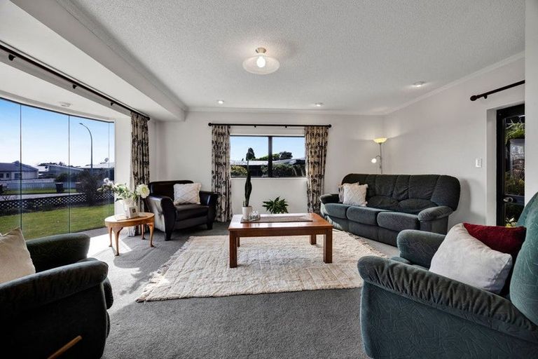 Photo of property in 1 Ludlow Place, Bell Block, New Plymouth, 4312