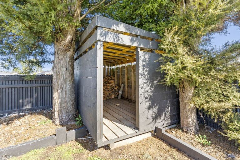 Photo of property in 100 Huxley Street, Pahiatua, 4910