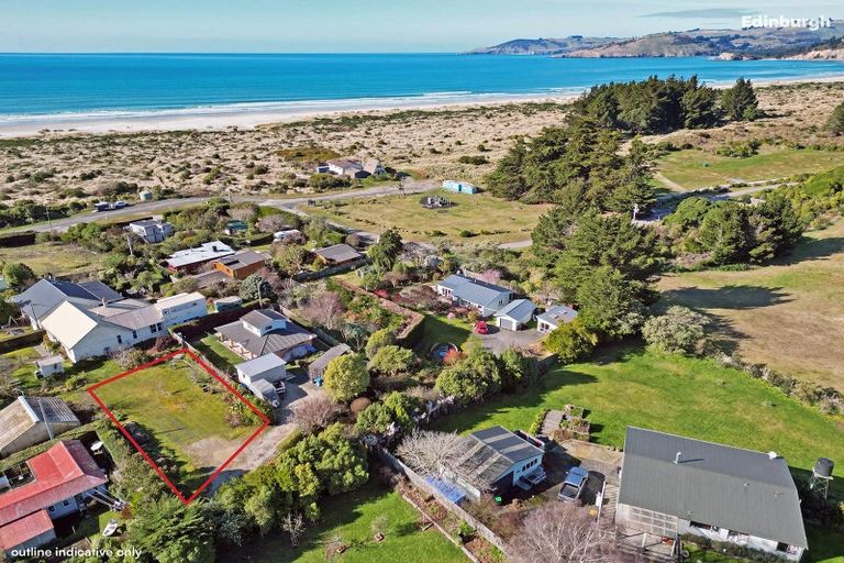 Photo of property in 32 Bay Road, Warrington, 9471