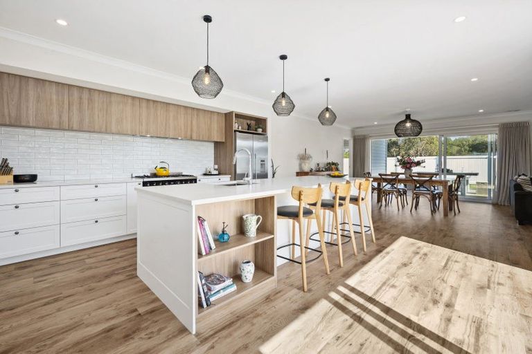 Photo of property in 9 Kanuka Grove, Kinloch, Taupo, 3377