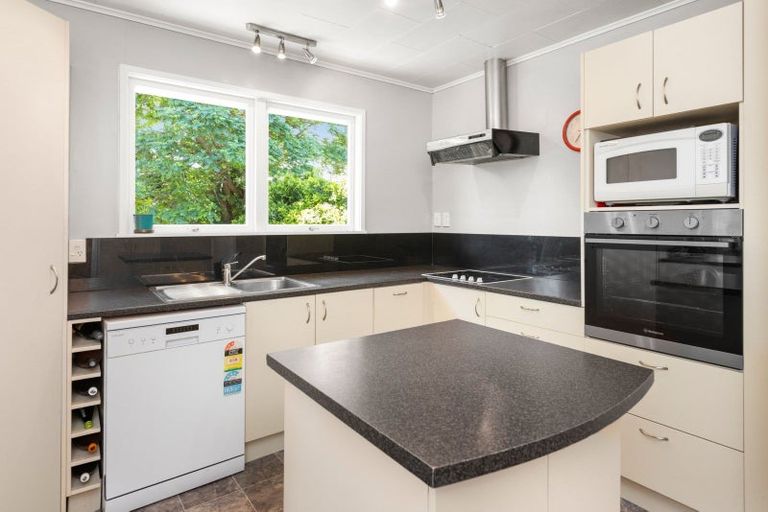 Photo of property in 2 Belmont Street, Havelock North, 4130